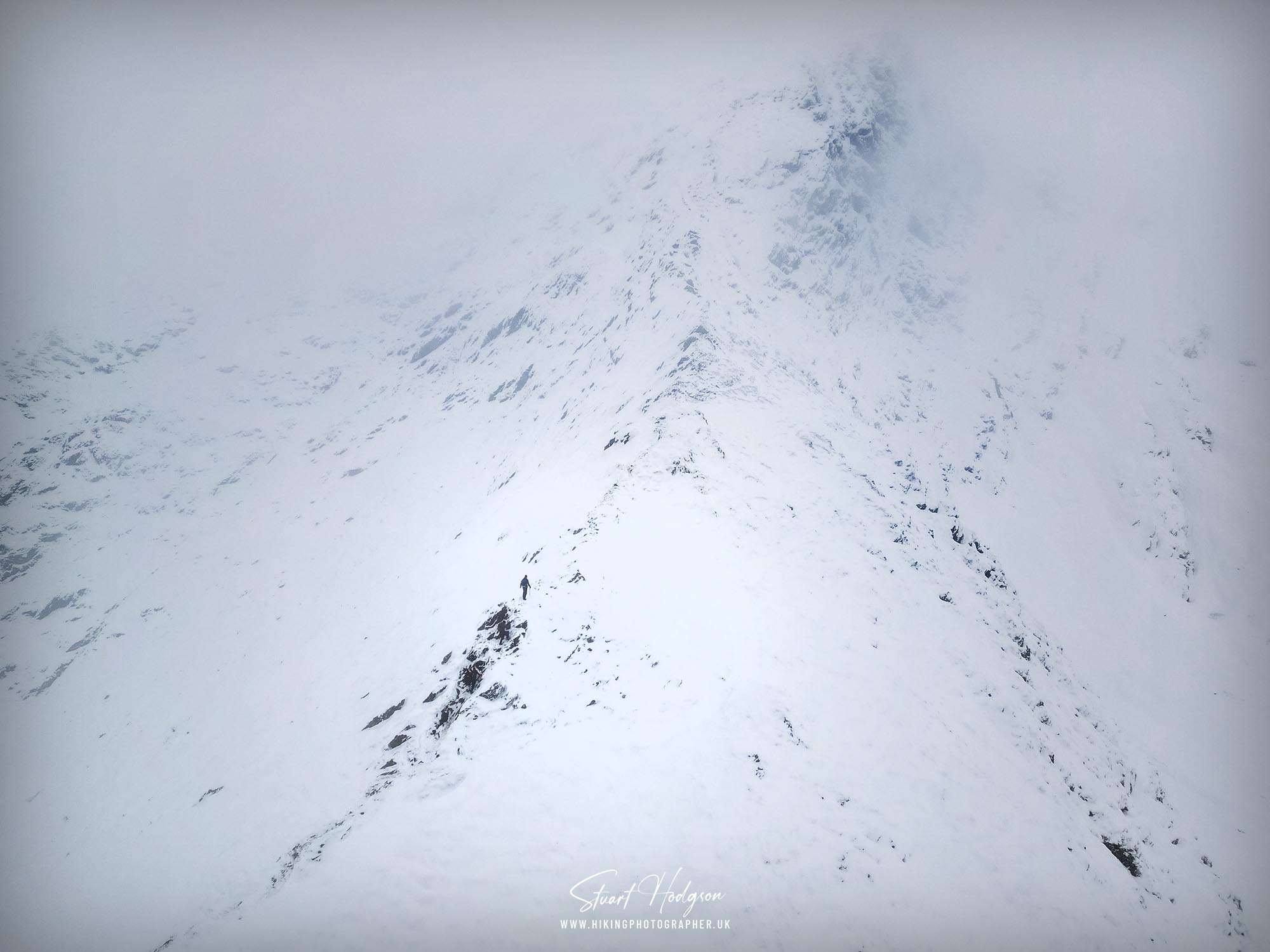 lake-district-uk-snow-mountains-view-sharp-edge-blencathra