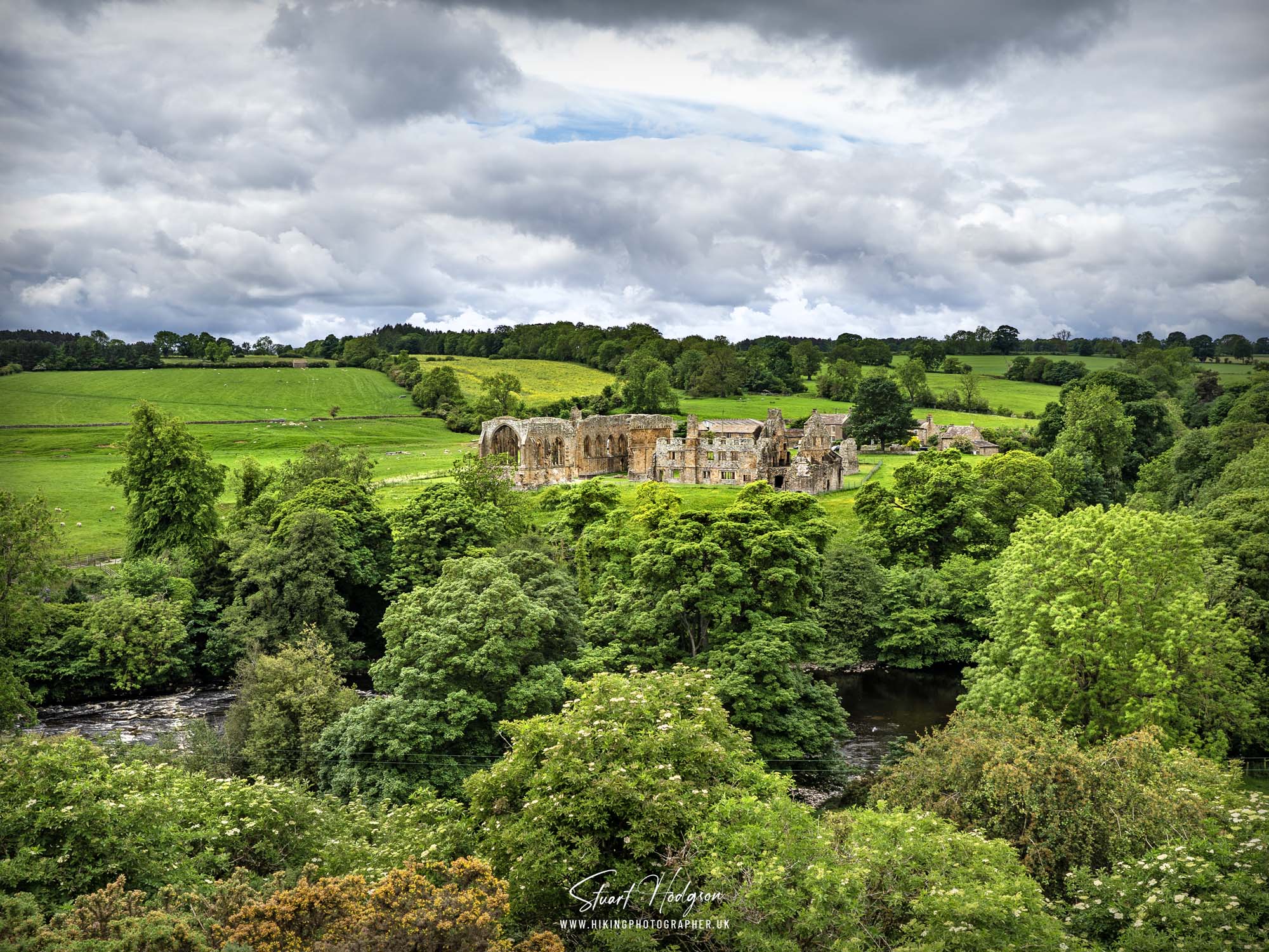 barnard-castle-walk-egglestone-abbey-river-tees