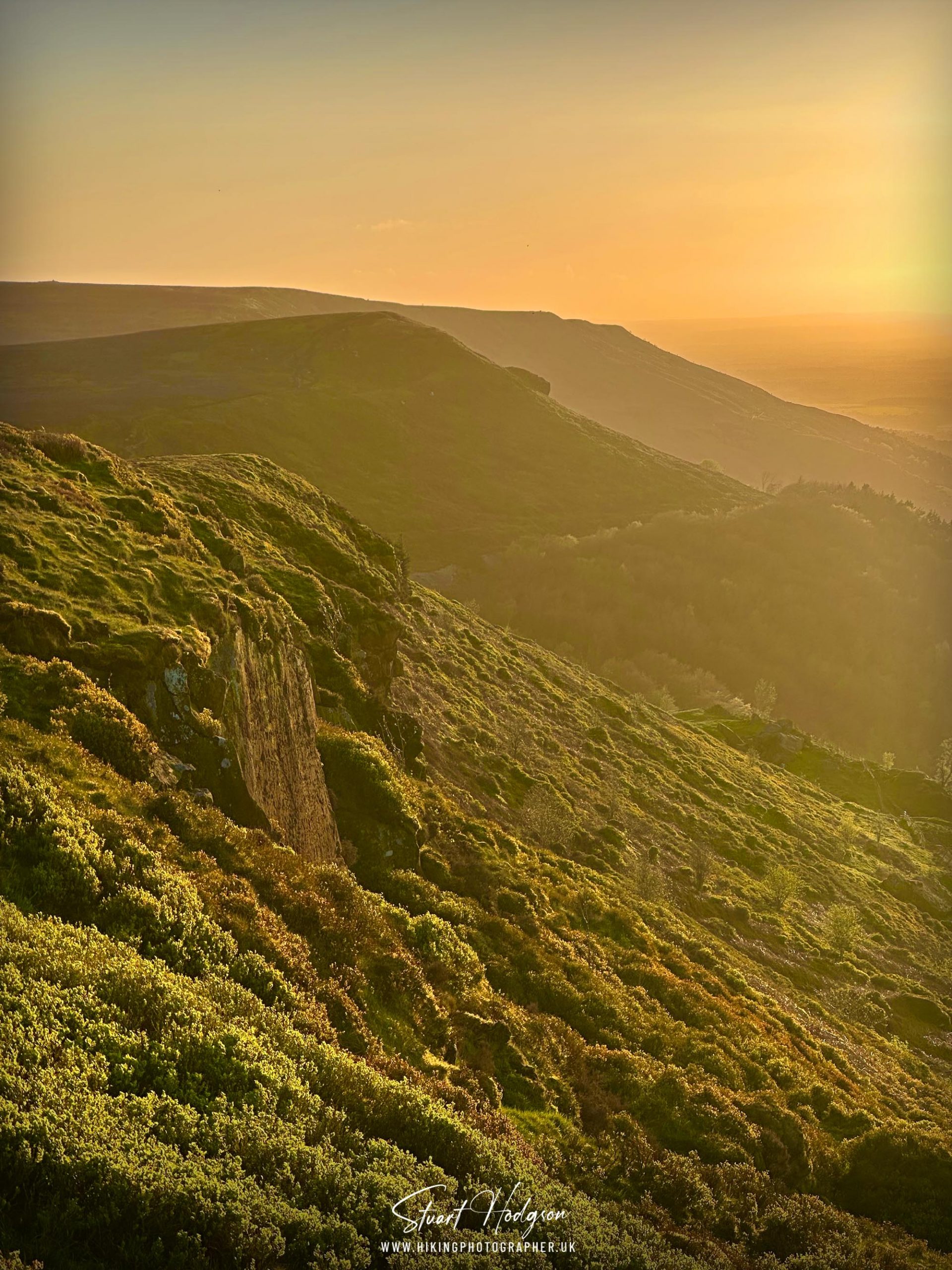 wainstones-walk-north-york-moors-rock-climbing-sunset-roseberry-topping