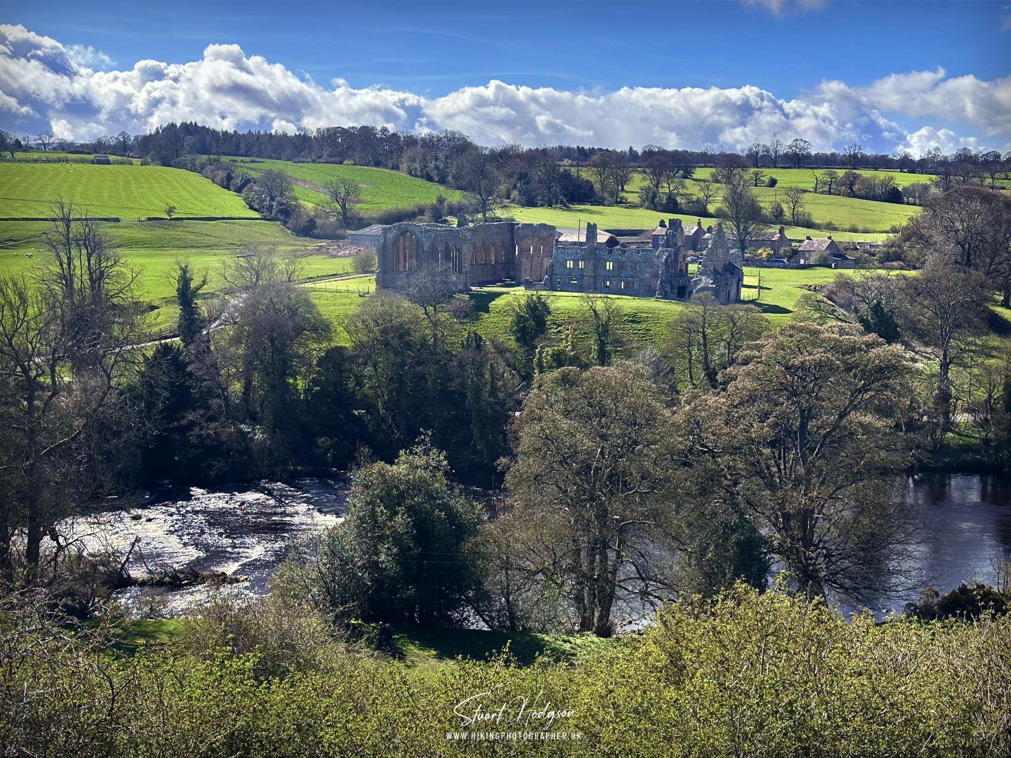 walk-near-barnard-castle-egglestone abbey
