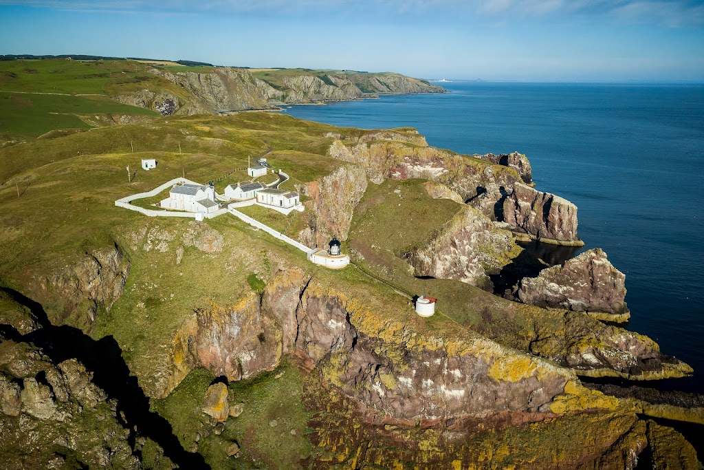 St-Abbs_lighthouse