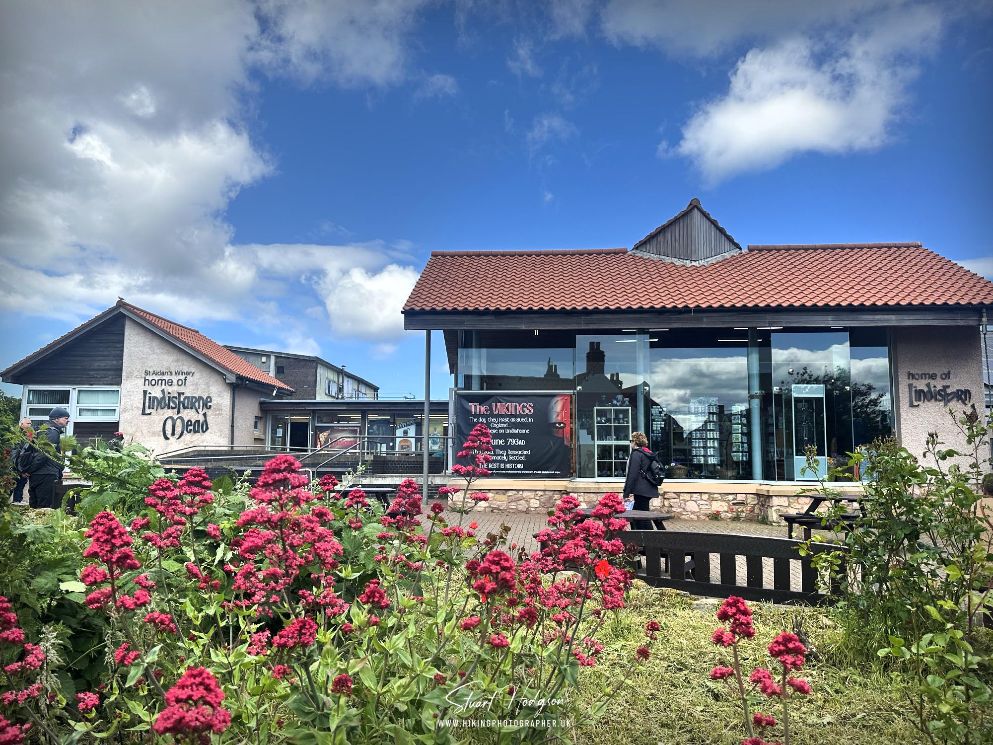 holy-island-lindisfarne-walk-northumberland-causeway-castle-1