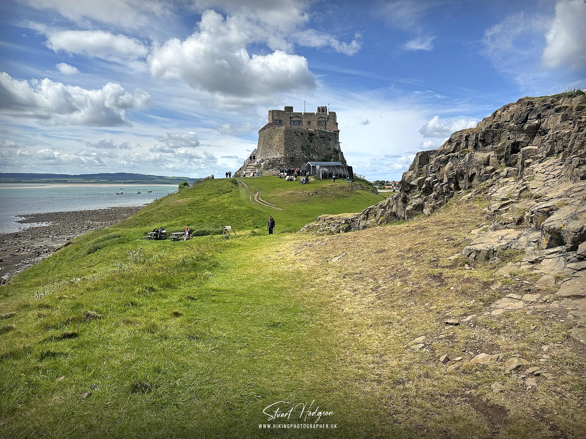 holy-island-lindisfarne-castle-northumberland-walk-causeway-location-tides