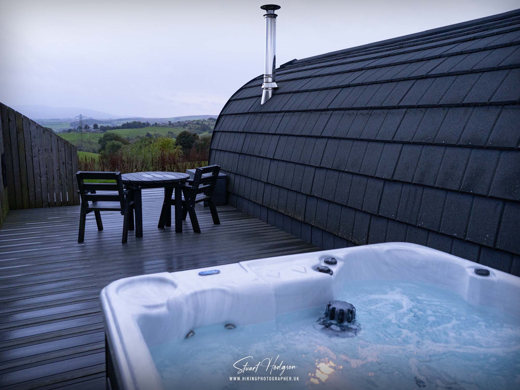glamping-pods-lodges-with-hot-tubs-northumberland-hadrians-wall-herding-hill-farm-1